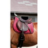 EQUITEHME Zadeldekje Glossy in frambooskleurig fluweel voor paarden