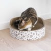 Kartonnen krabmand voor katten ZOLIA FLORETTE + inclusief catnip