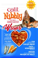 Natürliche Leckereien aus mundgerechten ganzen Fischen, die mit Cat It Nibbly Wrap Hühnerbrust überzogen sind