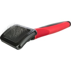 Brosse souple en plastique avec poils en métal