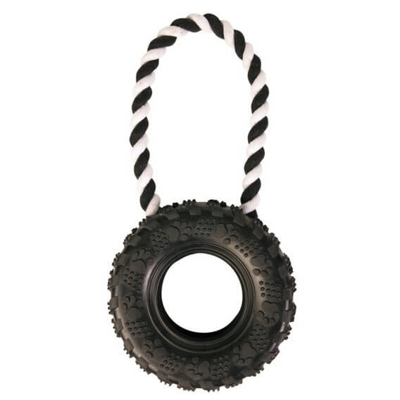 Neumático con una cuerda 