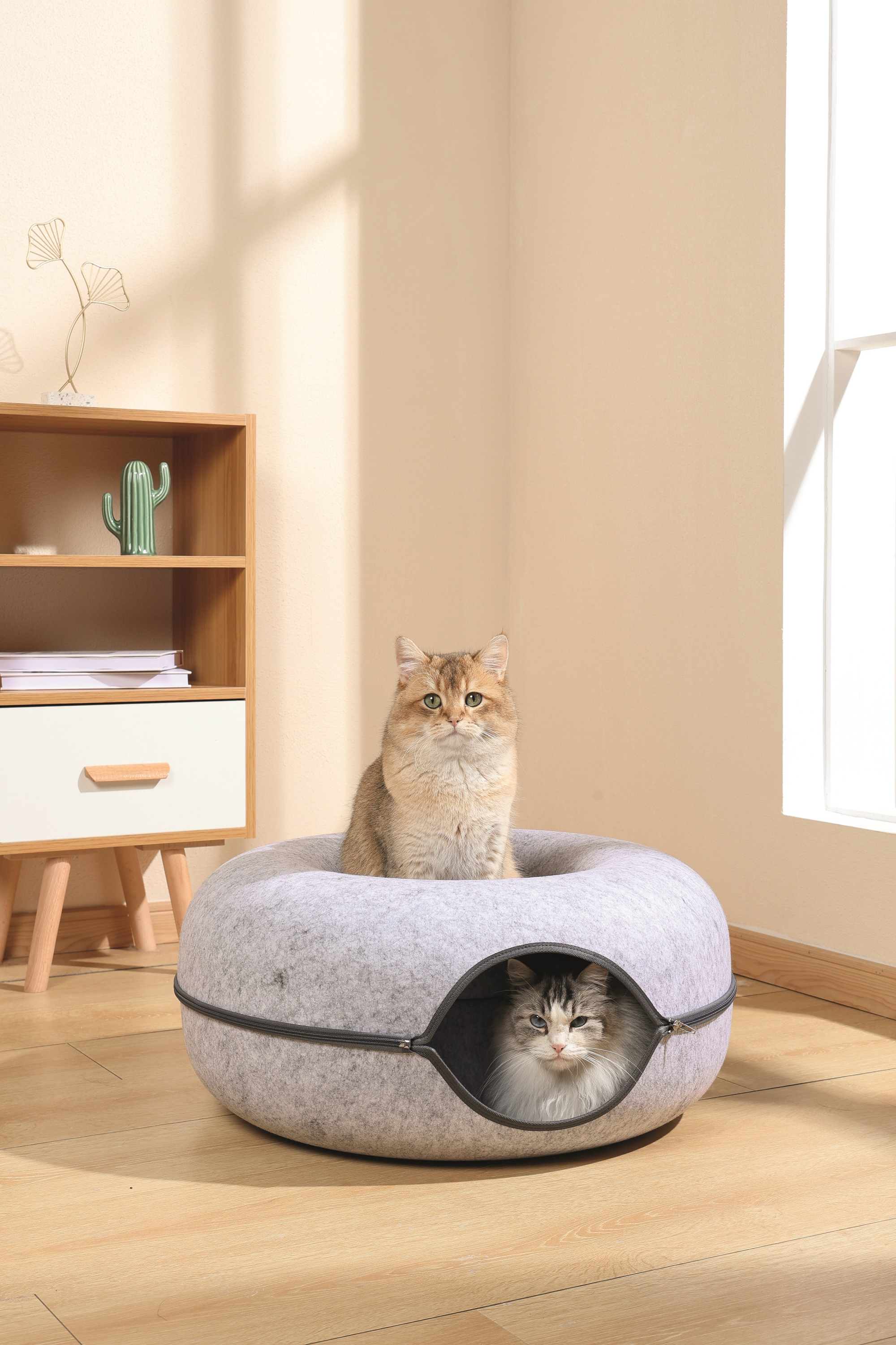 Niche Donut pour chat - 2 tailles disponibles 