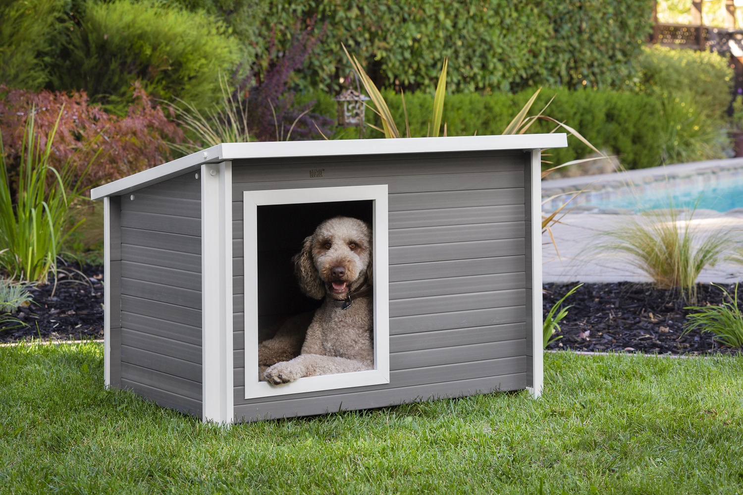 Niche pour chien New Age Pet Rustic Lodge - disponible en plusieurs tailles