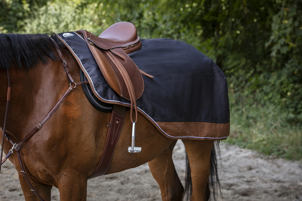 EQUITHEME couvre rein imperméable doublé polaire 600D grau / braun