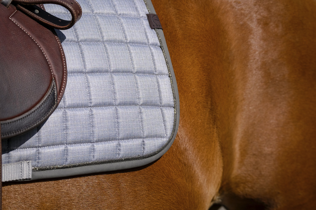 EQUITHEME Zadeldek Chic donkergrijs - Maat Paard