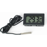 Digital thermometer with external sensor