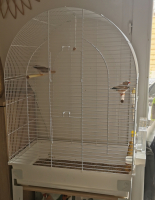 91958_Cage-oiseaux-avec-son-meuble-Chic-Patio---Blanc---3-tailles-disponibles_de_Leslie_718627228607e6361f35695.52924245