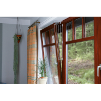 Rejilla de protección para ventanas con apertura lateral 
